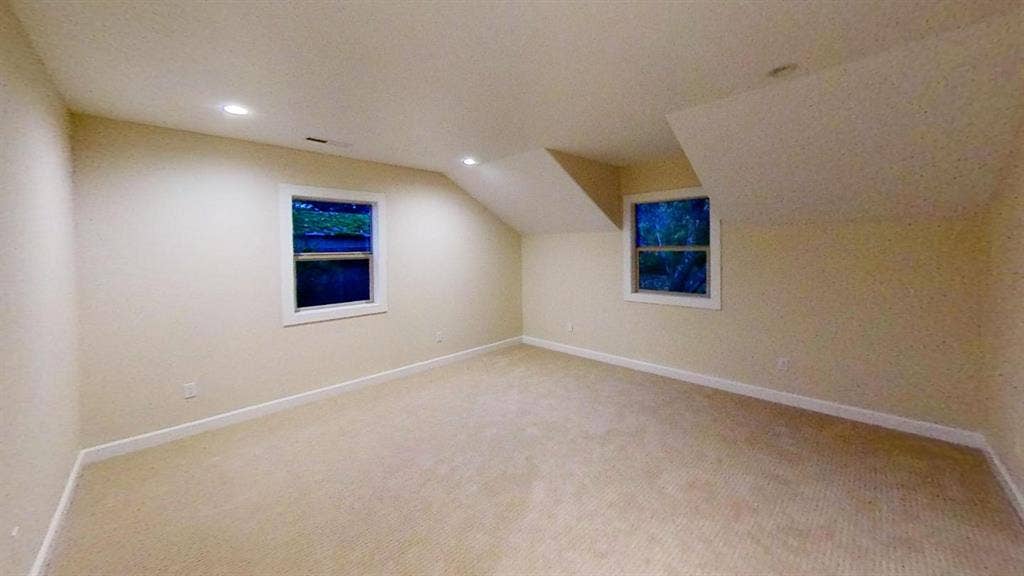 1 BR in Hillsboro