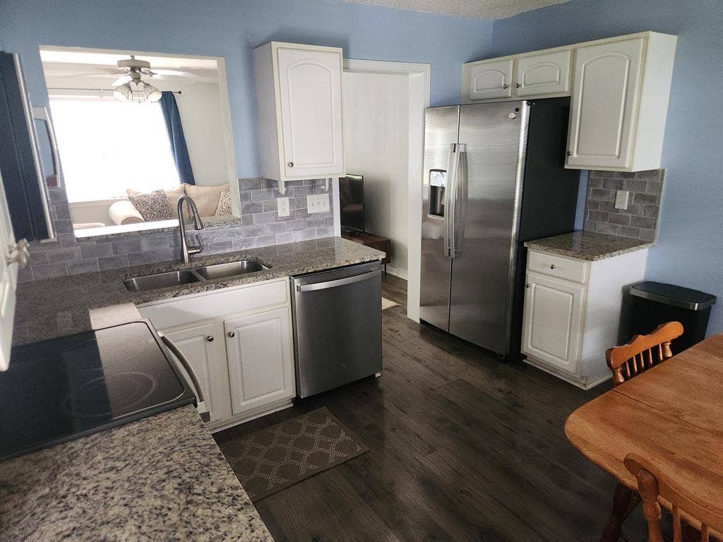 4 BR in Locust