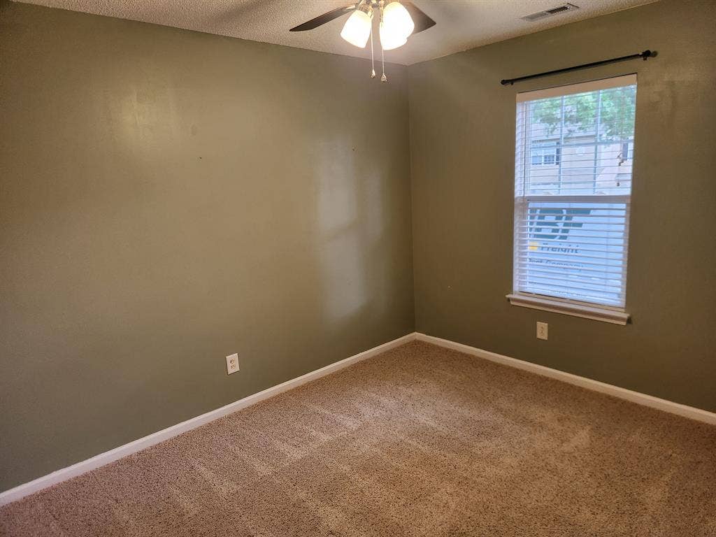 4 BR in Locust