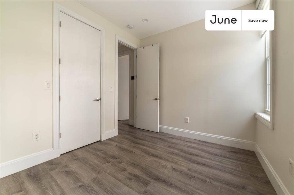 2 BR in New York City