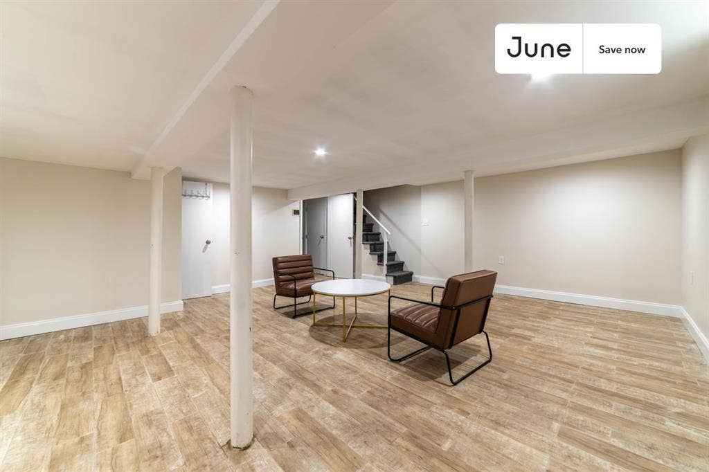 2 BR in New York City