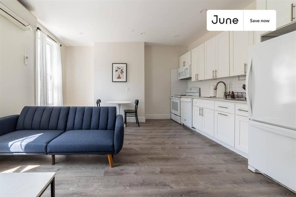 2 BR in New York City