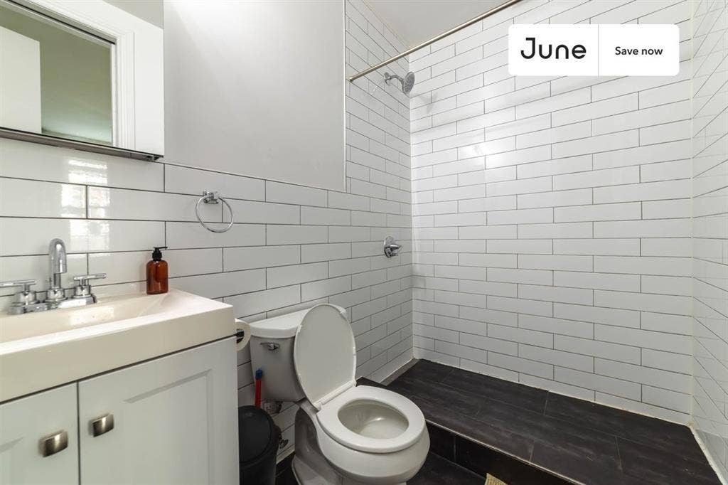 2 BR in New York City