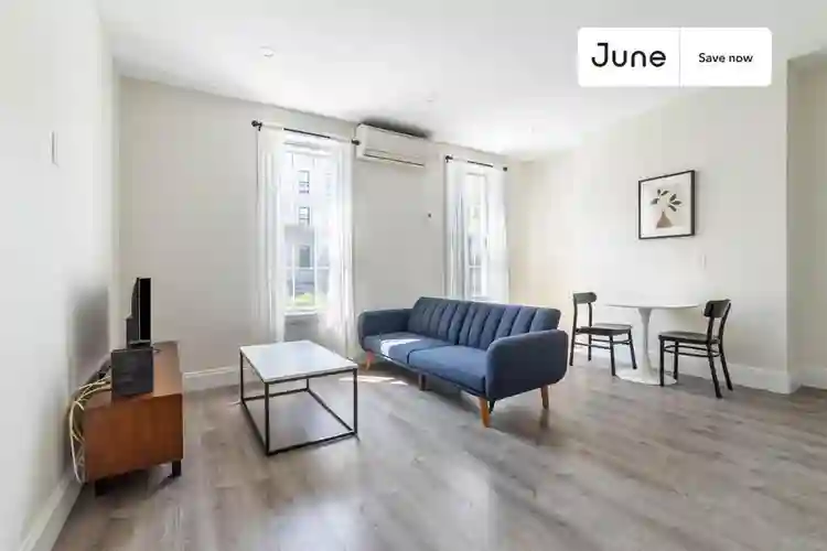 2 BR in New York City