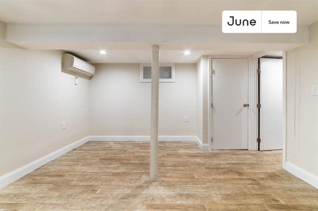 2 BR in New York City