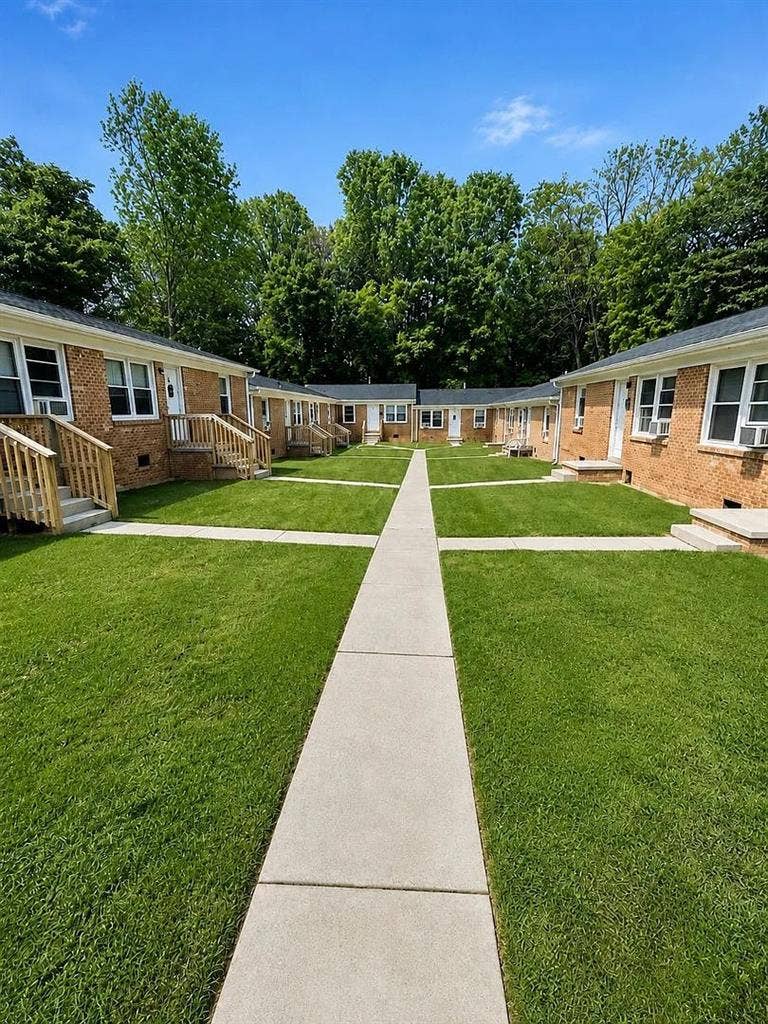 2 BR in Greensboro