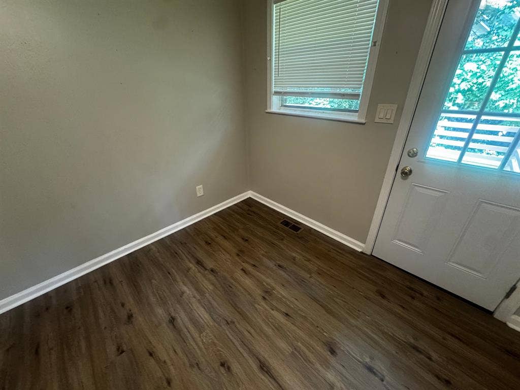 2 BR in Covington