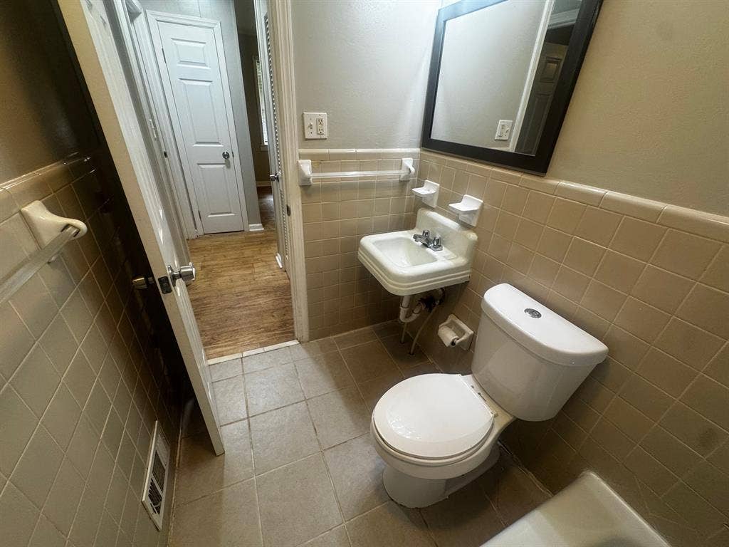 2 BR in Covington