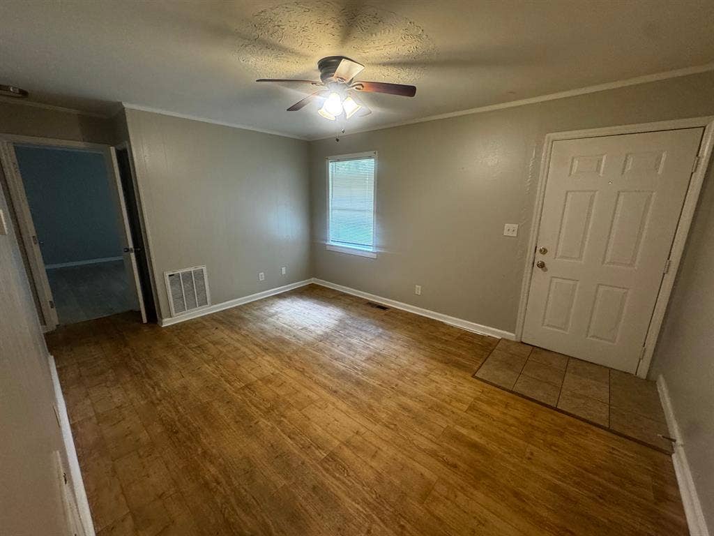 2 BR in Covington