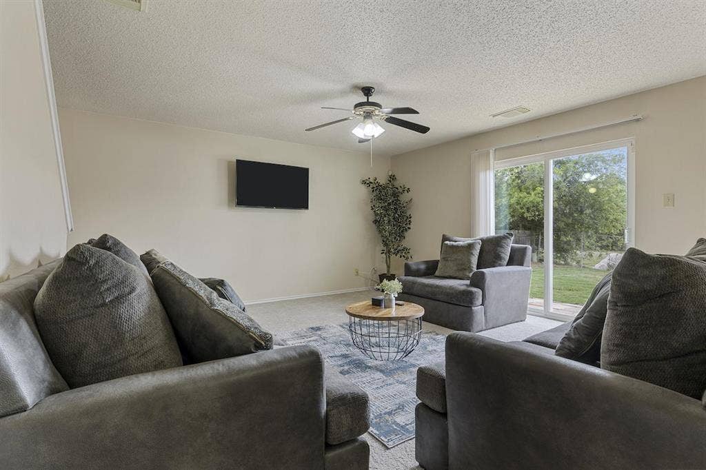 5 BR in San Antonio