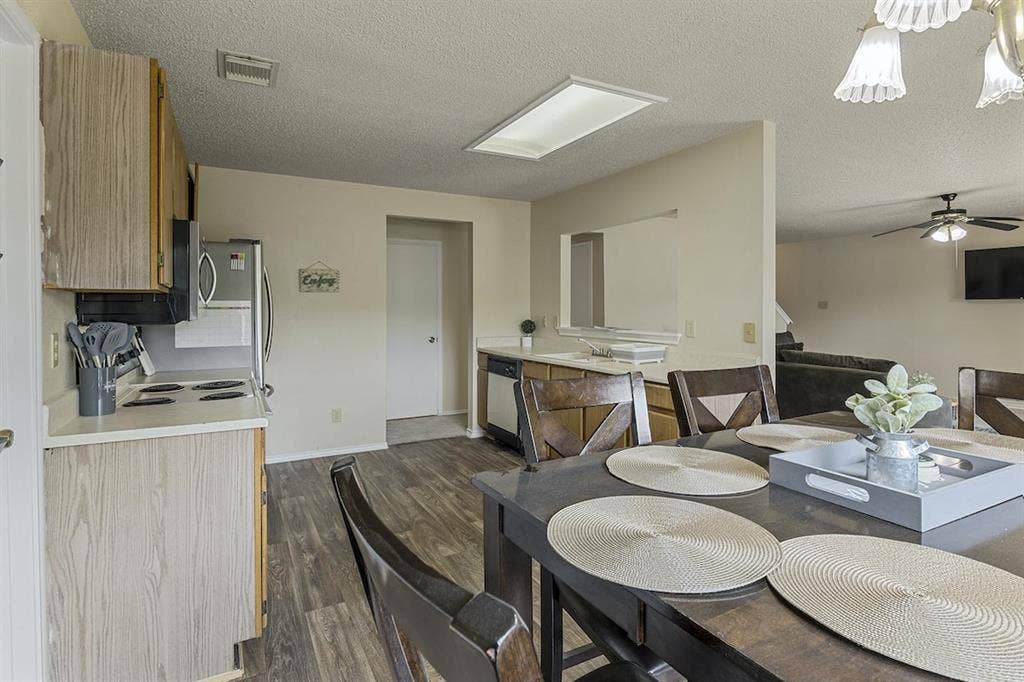 5 BR in San Antonio