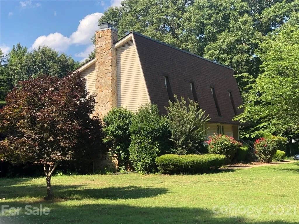 7 BR in Huntersville