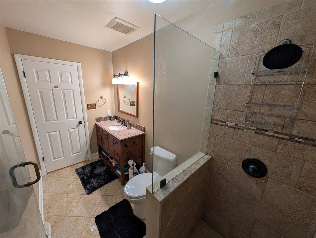 7 BR in Huntersville