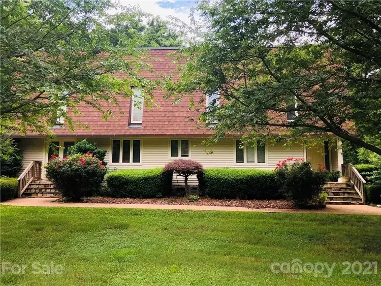 7 BR in Huntersville