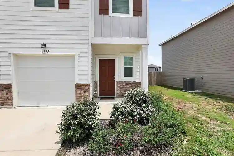 3 BR in San Antonio