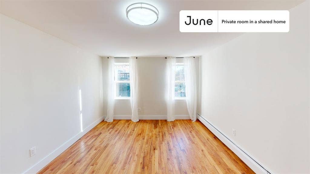 3 BR in New York City