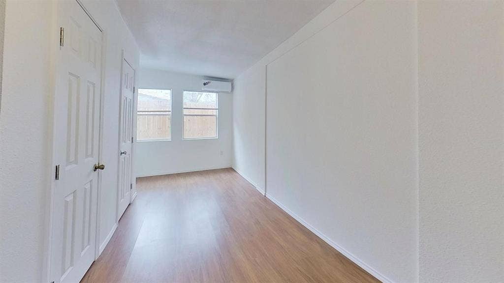1 BR in Arlington