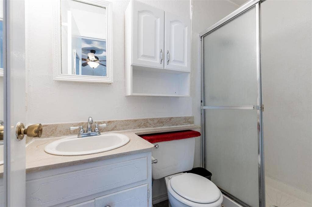 1 BR in Arlington