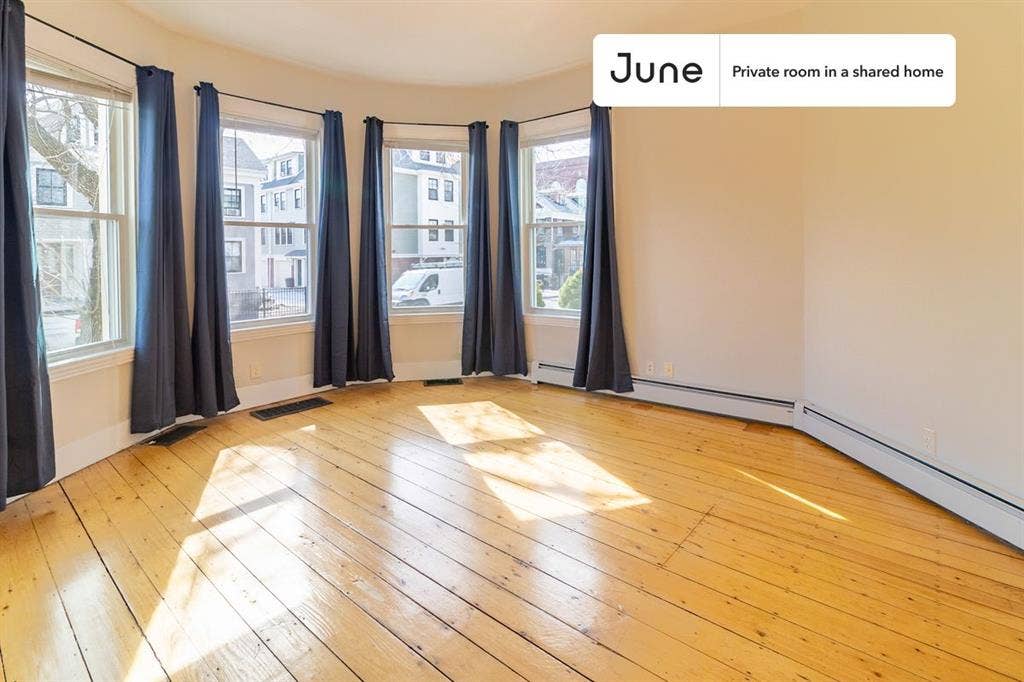 3 BR in Boston