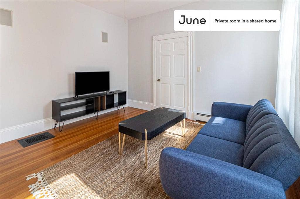 3 BR in Boston