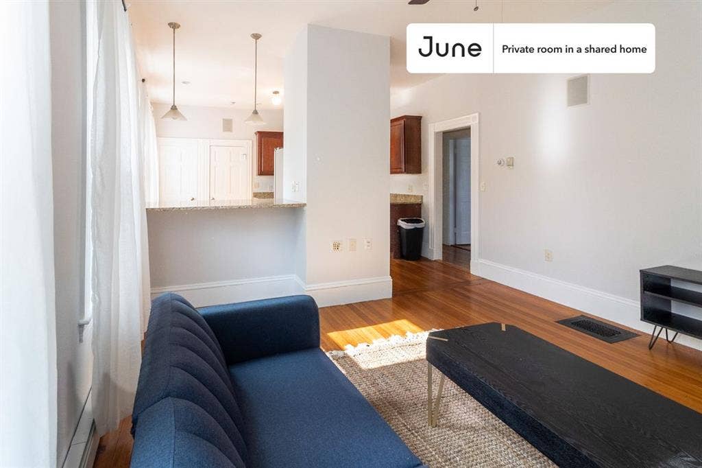 3 BR in Boston