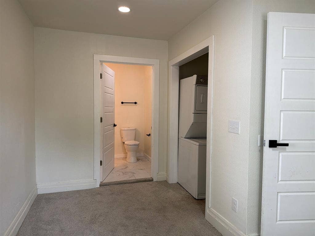 4 BR in Austin