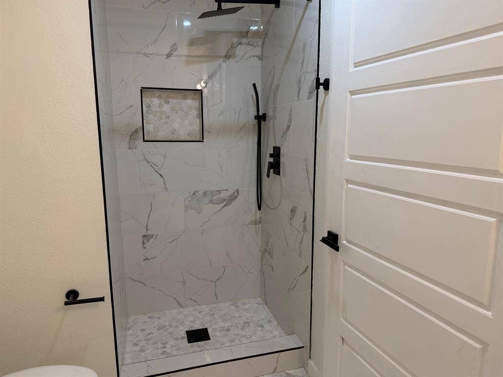 4 BR in Austin