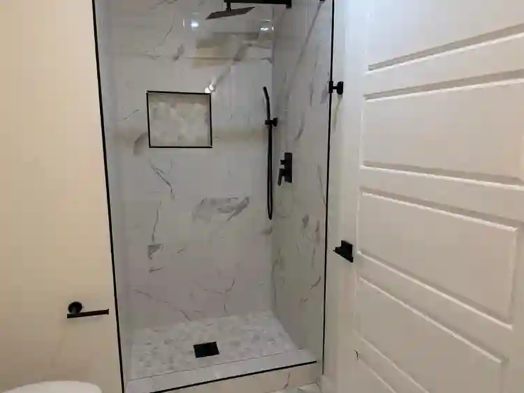 4 BR in Austin