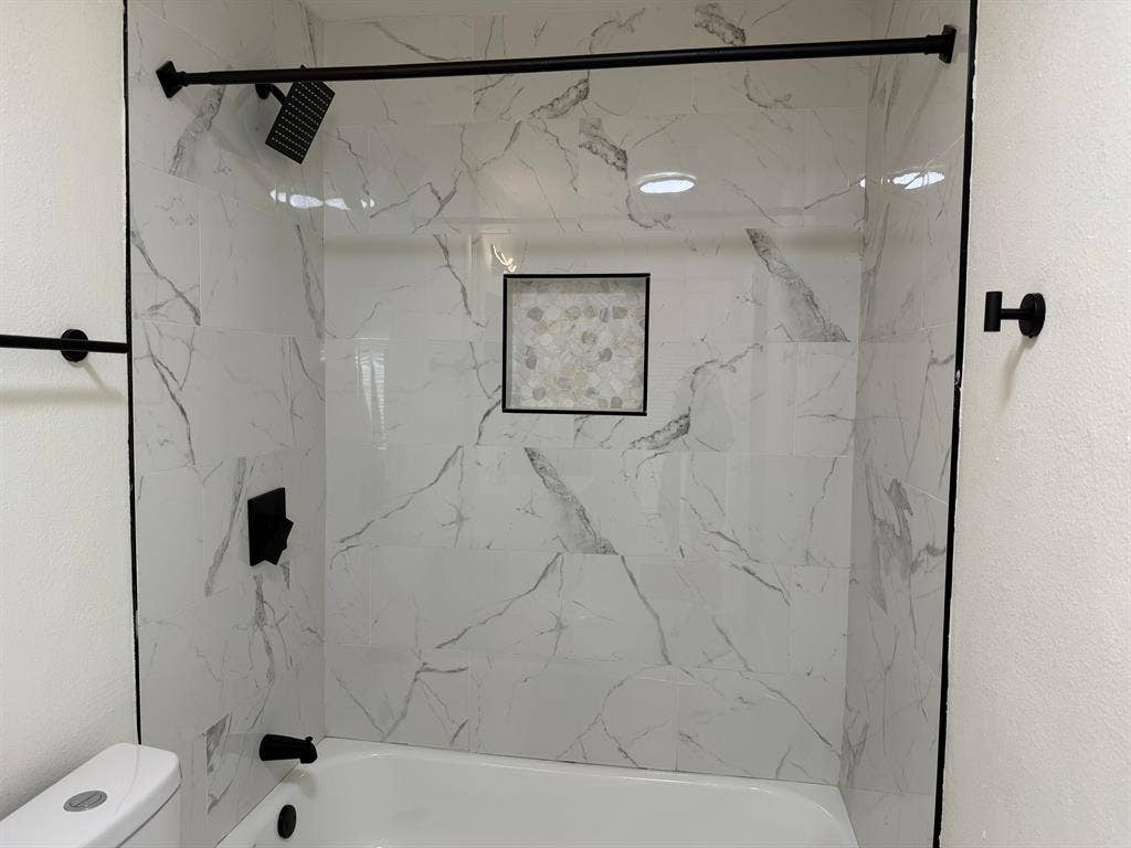 4 BR in Austin