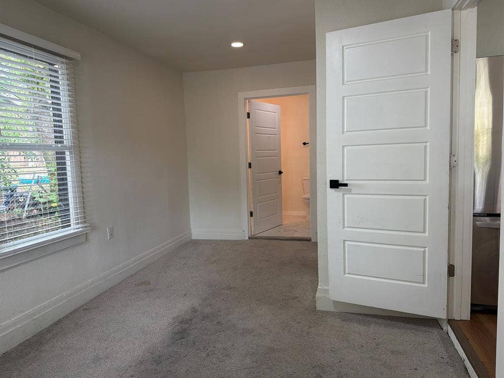 4 BR in Austin