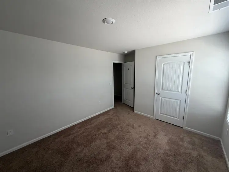 4 BR in Charlotte