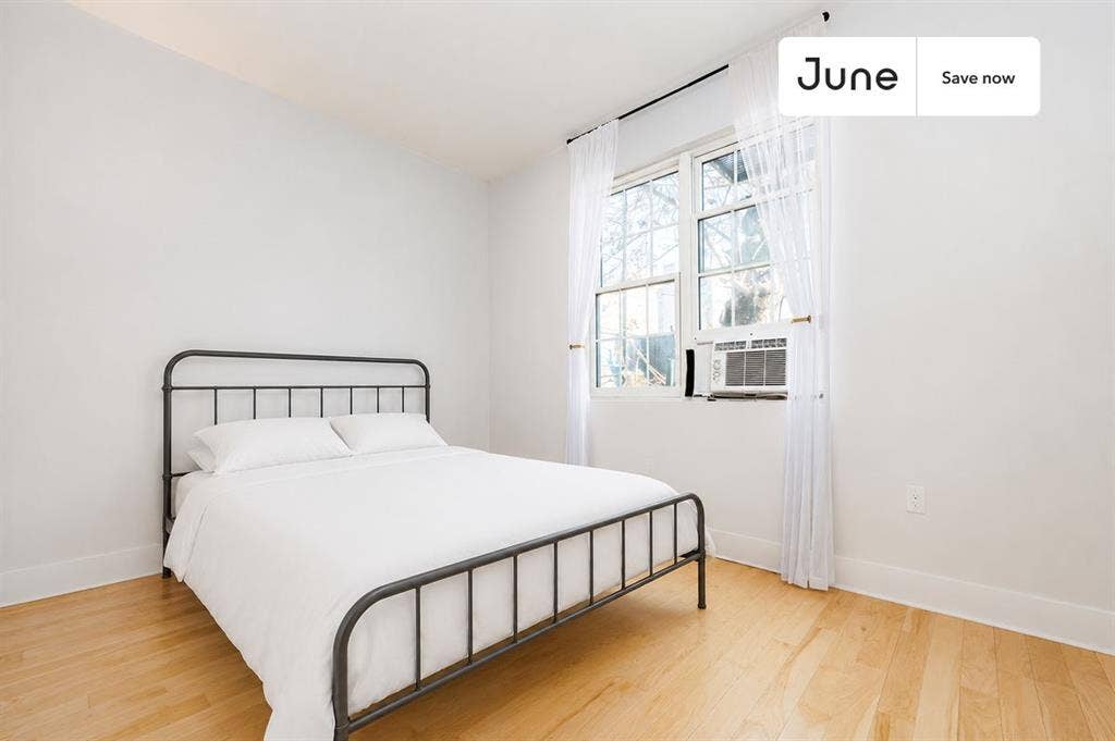 3 BR in New York City