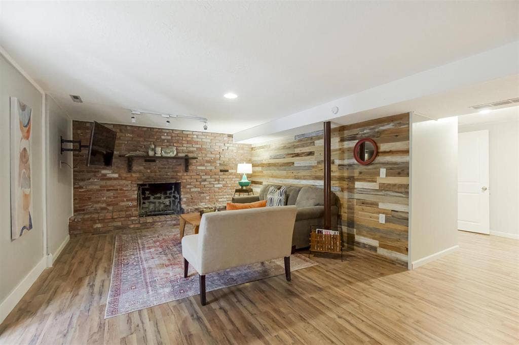 1 BR in Lee's Summit