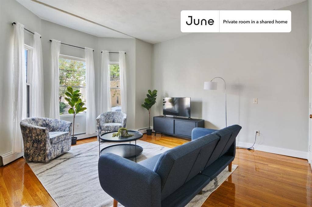4 BR in Boston
