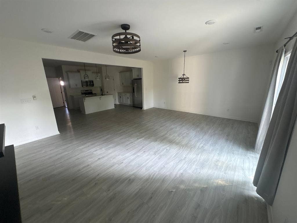 3 BR in Charlotte