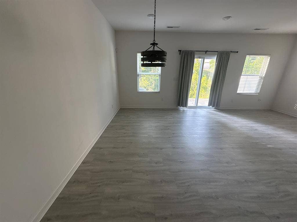 3 BR in Charlotte