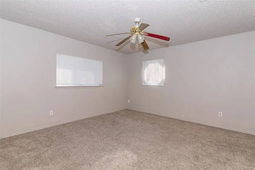 5 BR in Austin