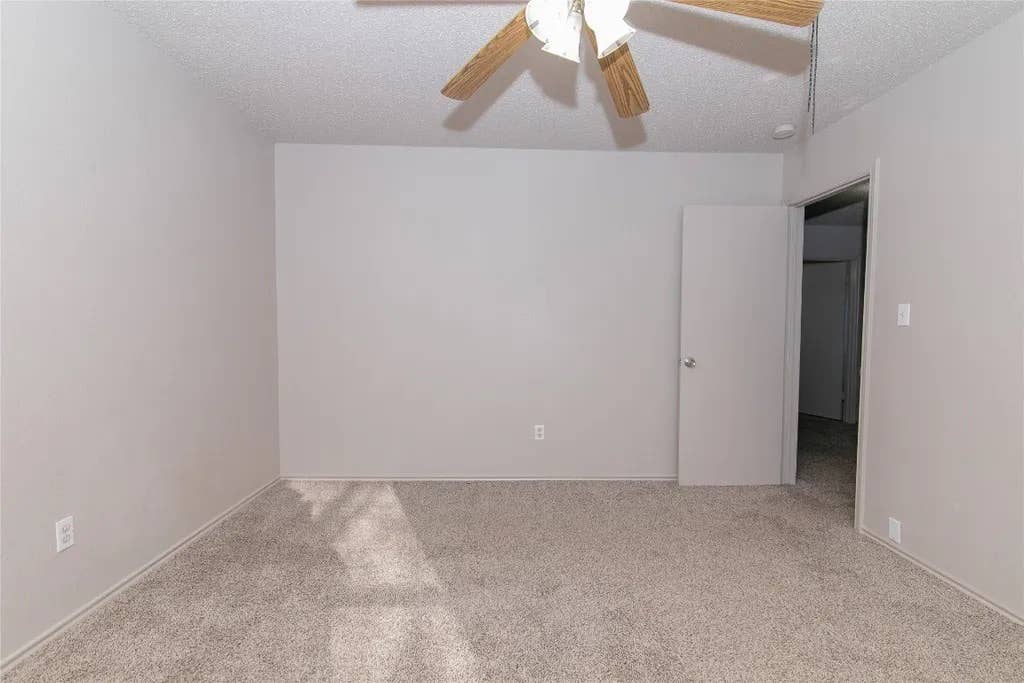 5 BR in Austin