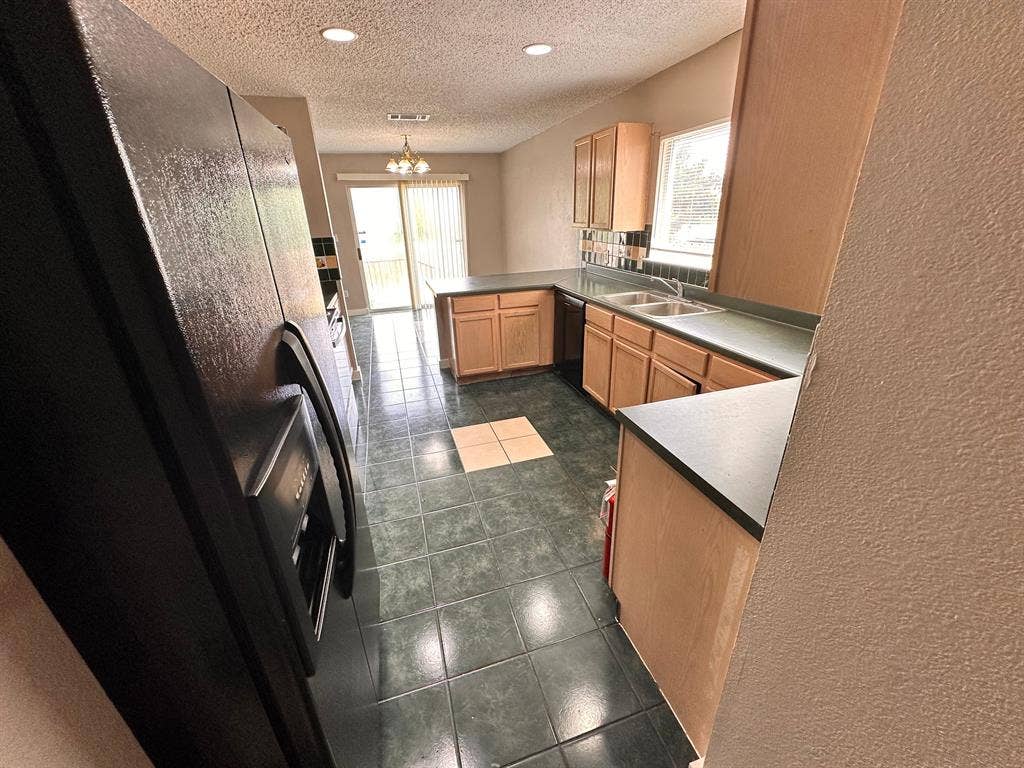 5 BR in Austin