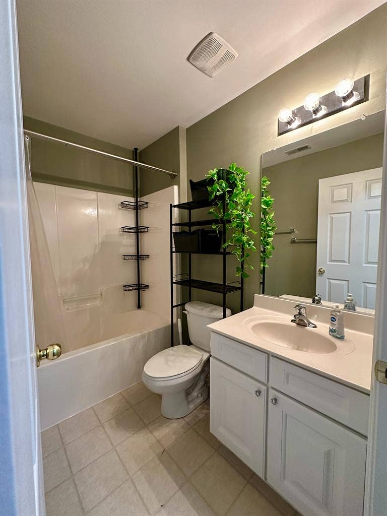 3 BR in Charlotte