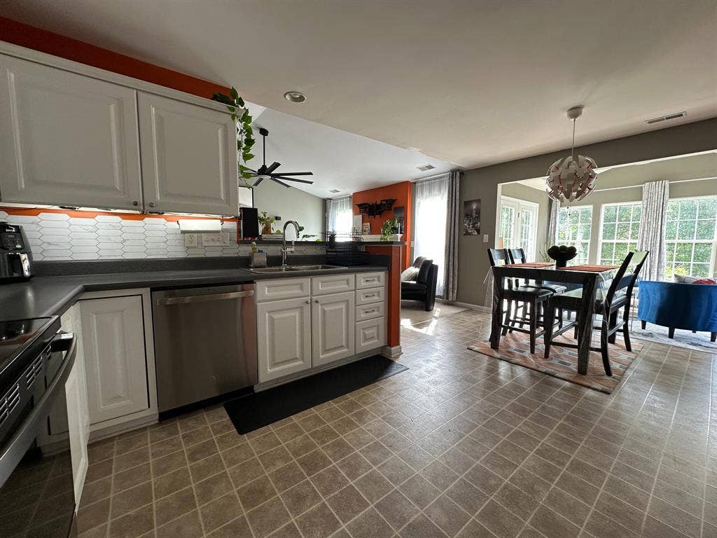 3 BR in Charlotte
