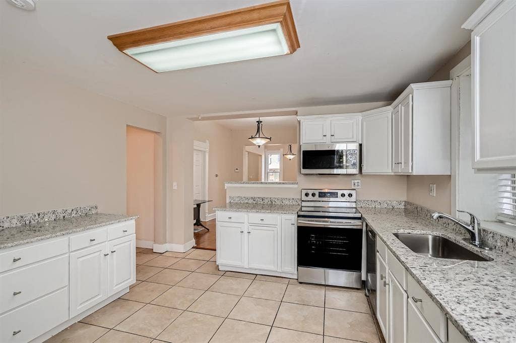 5 BR in Denver