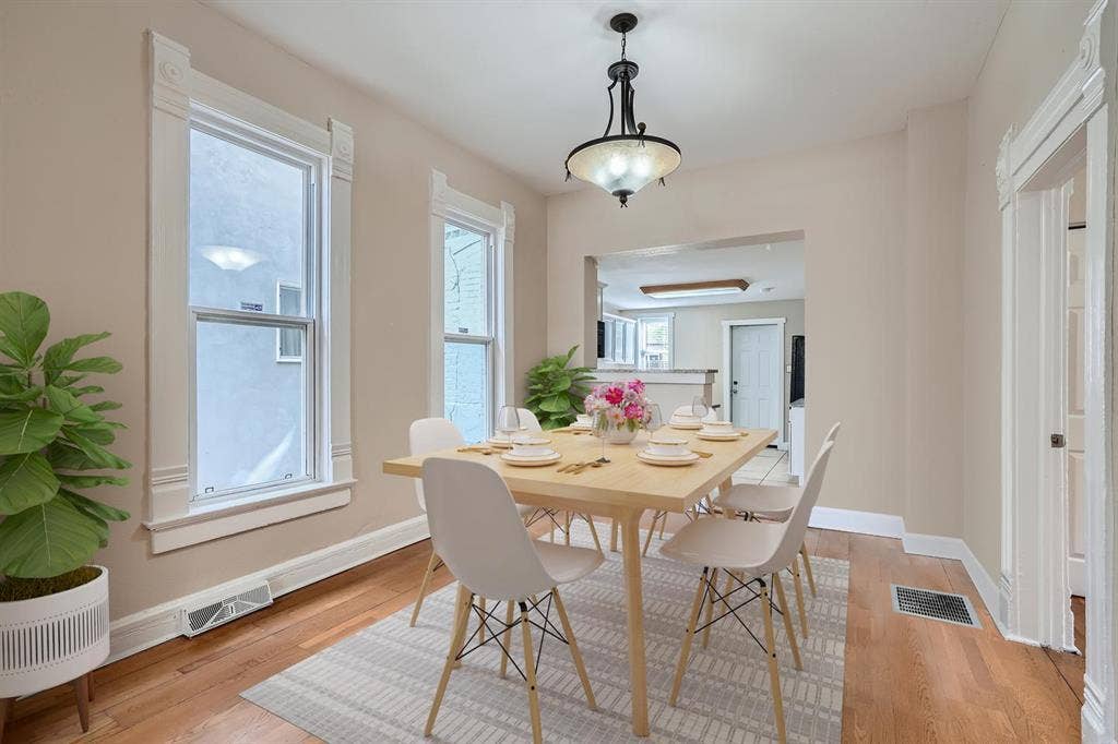 5 BR in Denver