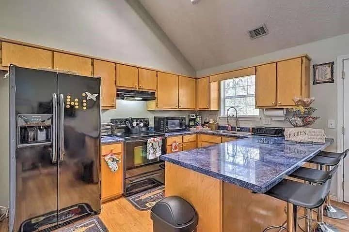 5 BR in Hapeville