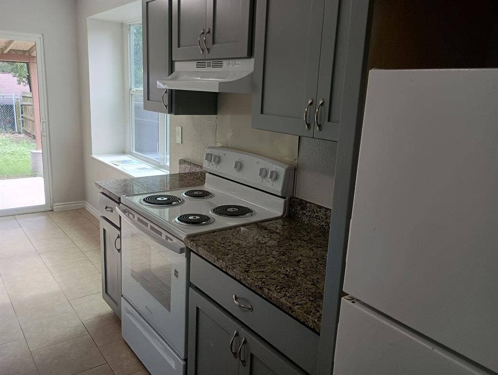 3 BR in San Antonio