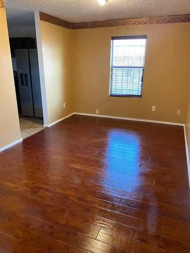 3 BR in Dallas