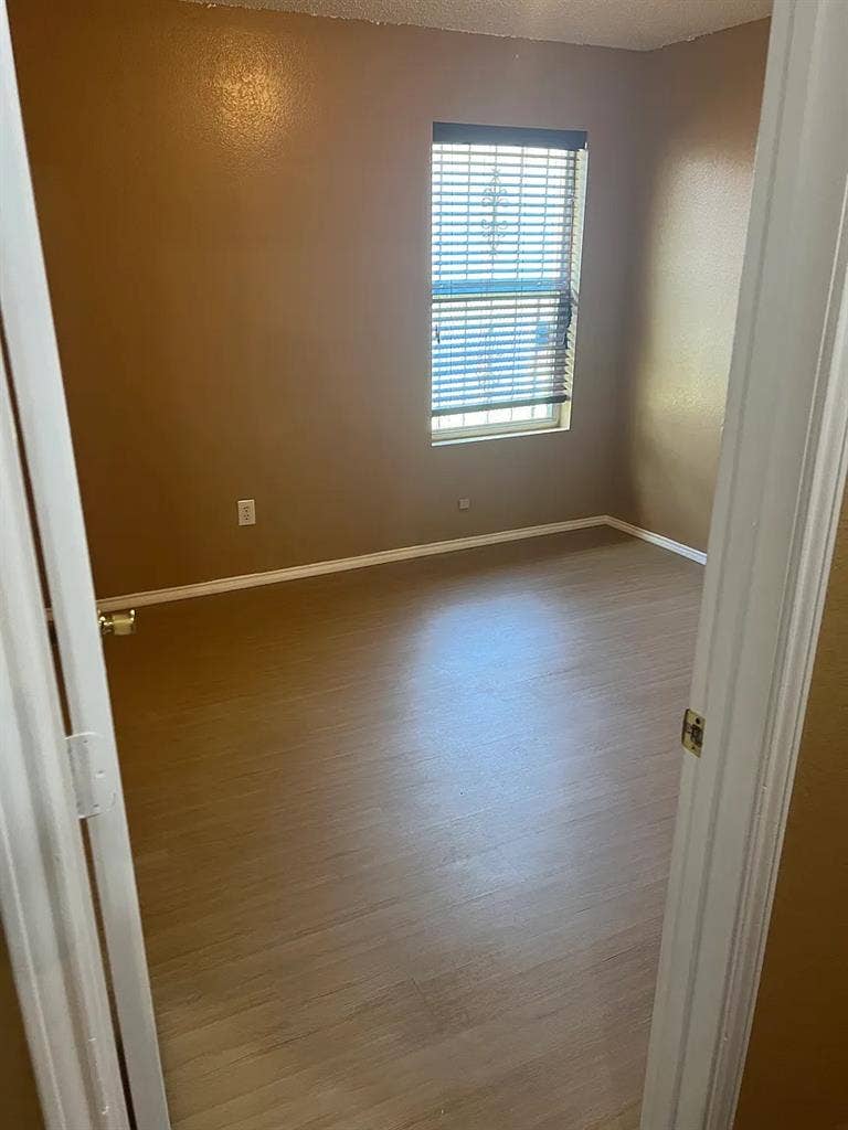 3 BR in Dallas