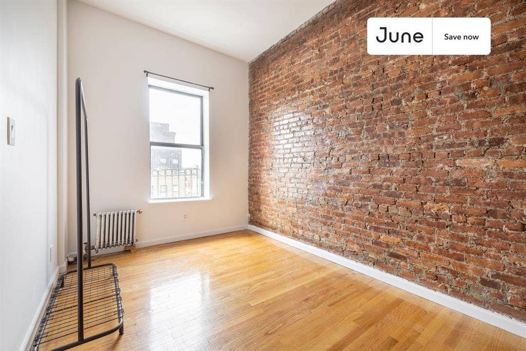 2 BR in New York City
