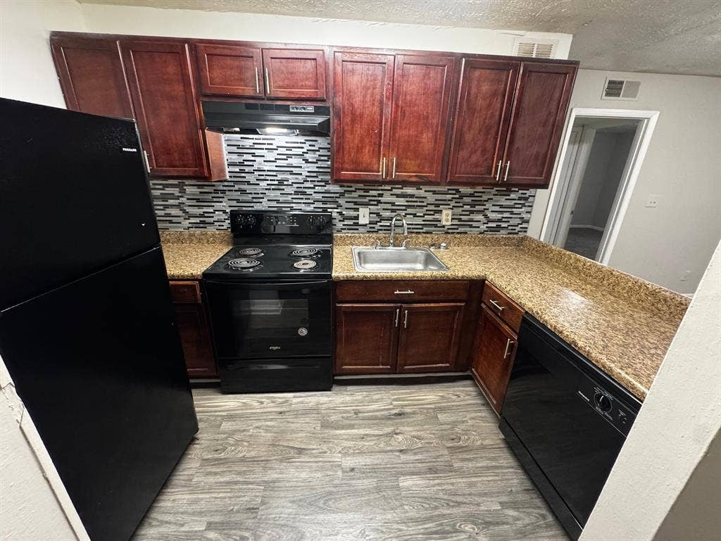 2 BR in Atlanta