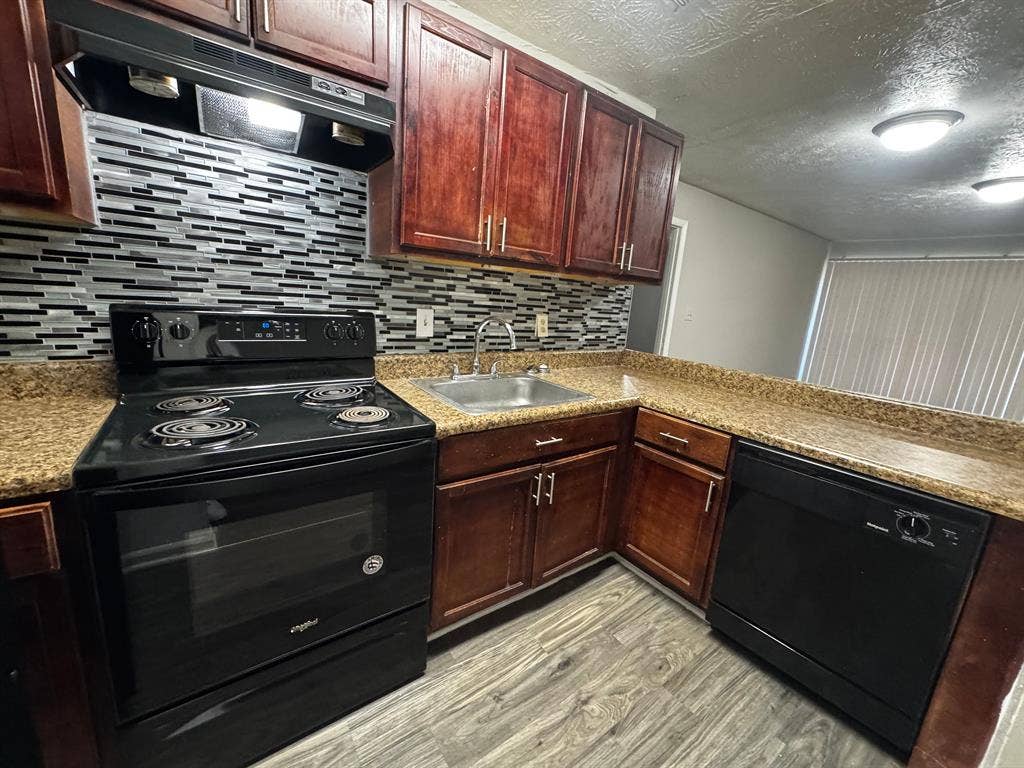 2 BR in Atlanta